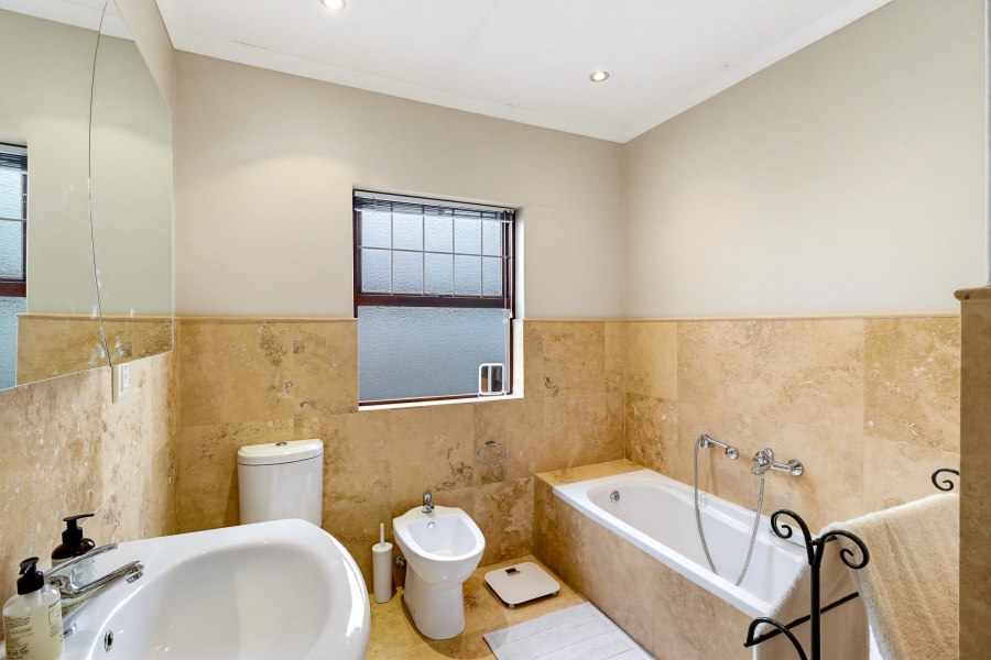 5 Bedroom Property for Sale in Monte Sereno Western Cape